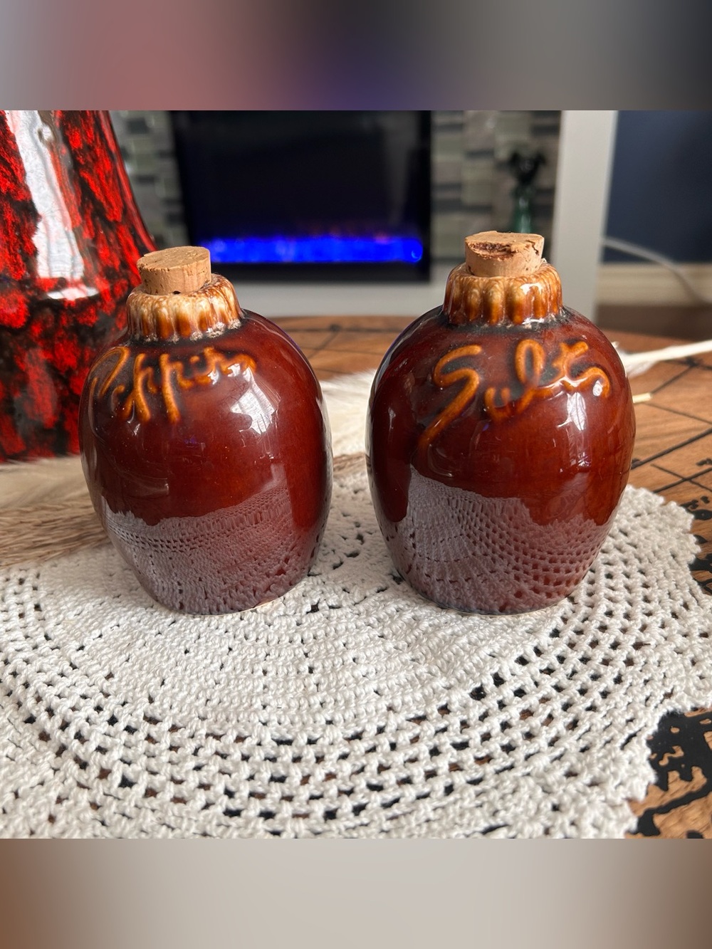 Vintage Hull Pottery Brown Drip Salt & Pepper Shakers | Little Brown Jug Set